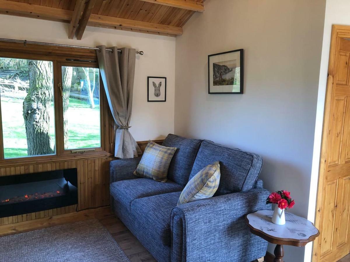 Cosy Dog Friendly Lodge With An Outdoor Bath On The Isle Of Wight Whitwell  Buitenkant foto