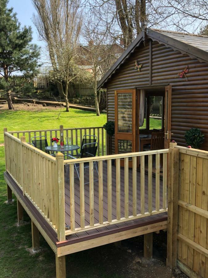 Cosy Dog Friendly Lodge With An Outdoor Bath On The Isle Of Wight Whitwell  Buitenkant foto